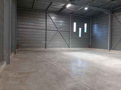 Location Locaux d'activités - Entrepôts à Semoy