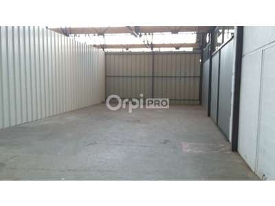 Location Locaux d'activités - Entrepôts à Senlis