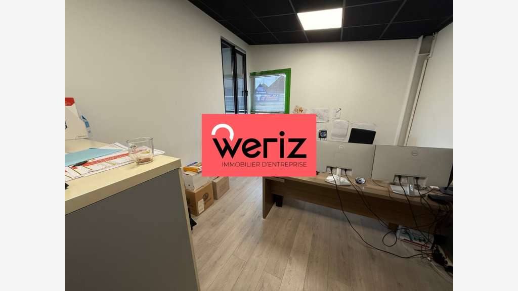 A louer entrepôt de 1136m² à Septèmes-les-Vallons