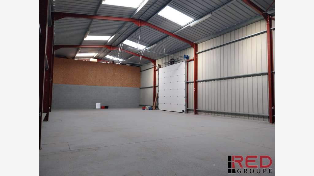 A louer local 327m² divis. ZI Septèmes-les-Vallons