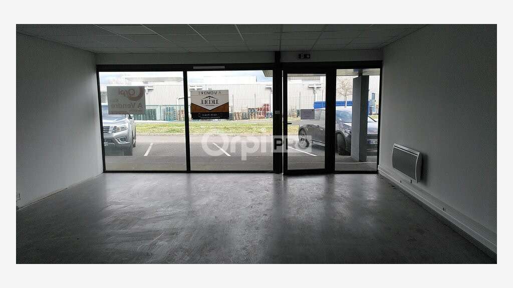 A louer ! Dernier local de 150 m² - Serres Castet