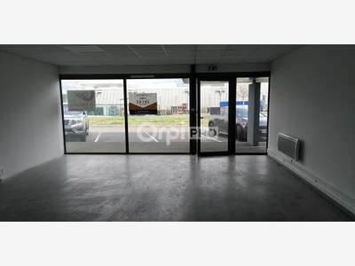 A louer ! Dernier local de 150 m² - Serres Castet