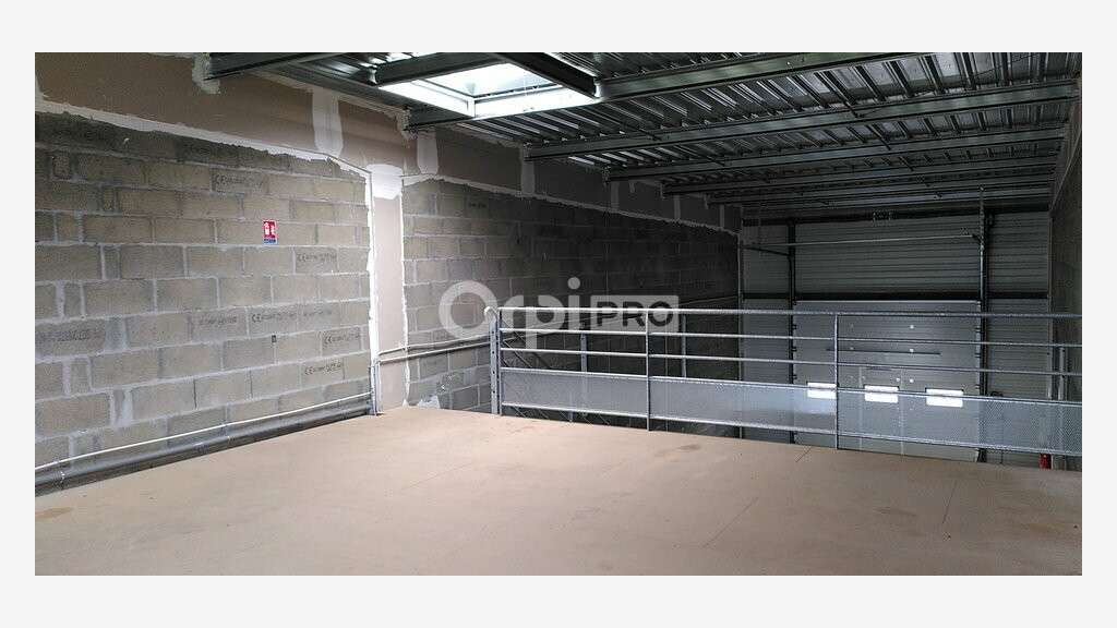 A louer ! Dernier local de 150 m² - Serres Castet