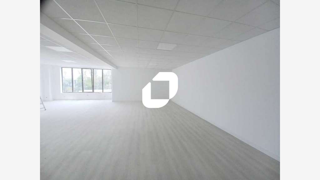 A louer Local d'activité 207m² Serris