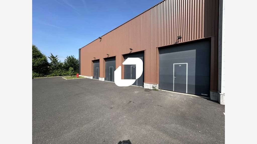 A louer Local d'activité 213m² Serris
