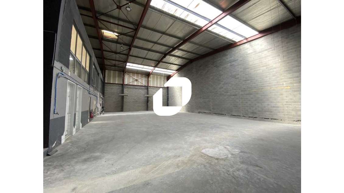 A louer Local d'activité 486m² Sete