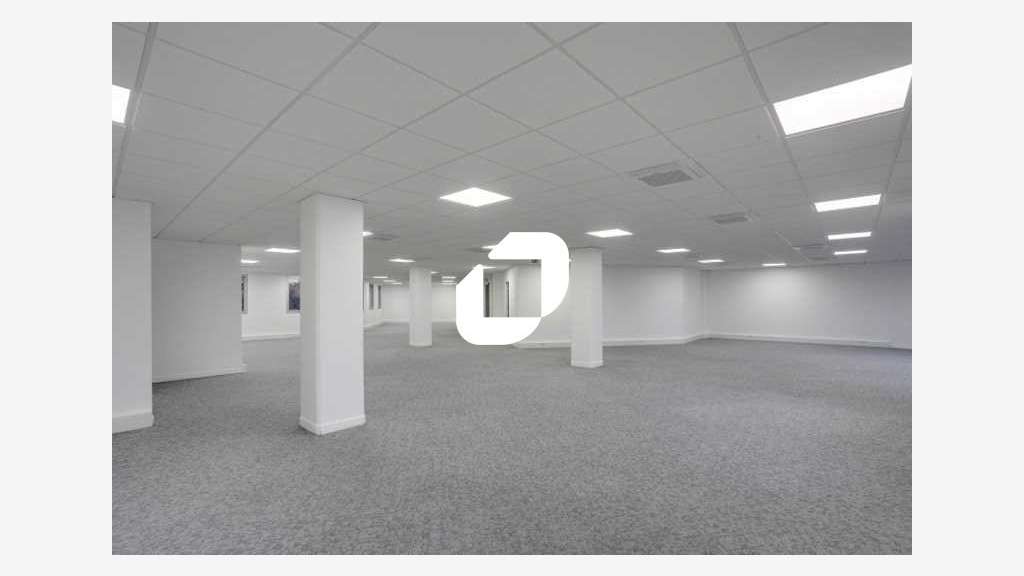 A louer Local d'activité 147m² Sevres