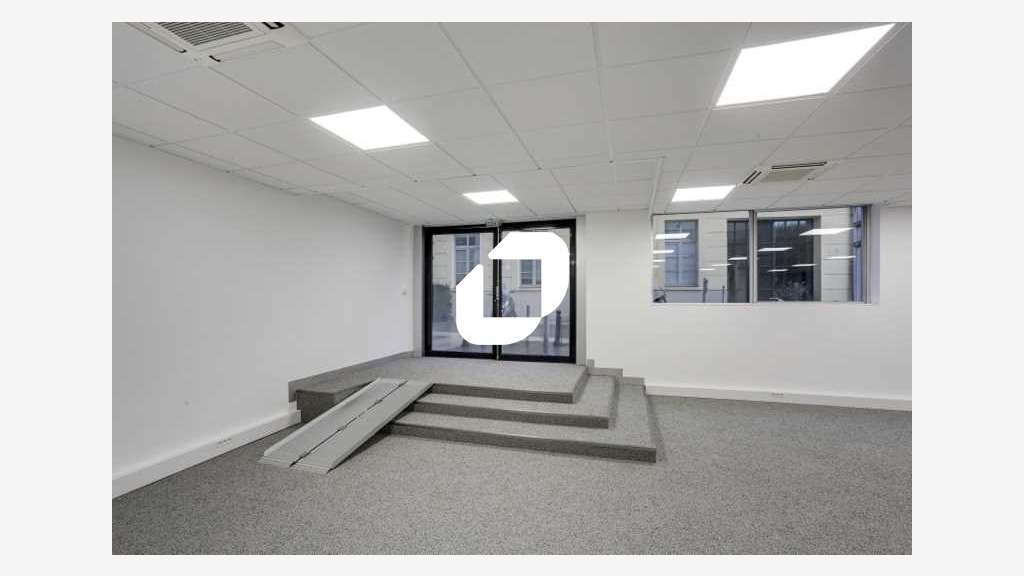 A louer Local d'activité 147m² Sevres