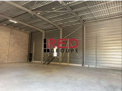 Location Locaux d'activités - Entrepôts à Signes