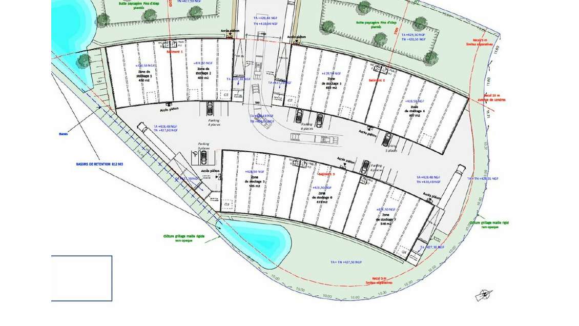 A louer locaux divisibles 3740m² Plateau de Signes