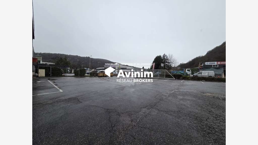 Location local d'activité 1000m² Grand Épagny