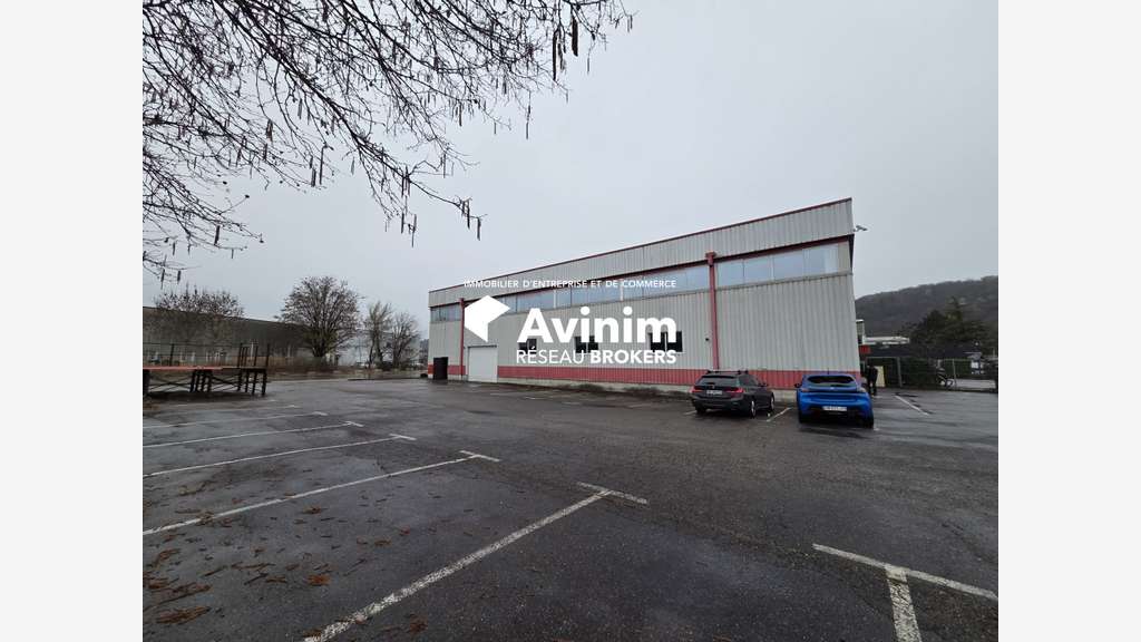 Location local d'activité 1000m² Grand Épagny
