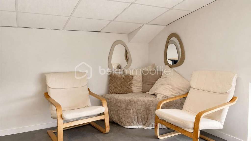 Loue local professionnel 65m² à Sillingy (74330)