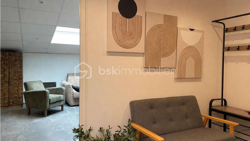 Loue local professionnel 65m² à Sillingy (74330)
