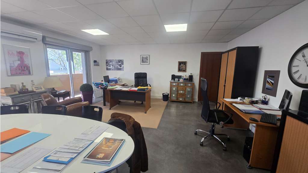 A louer local d'activité 185m² à Six-Fours