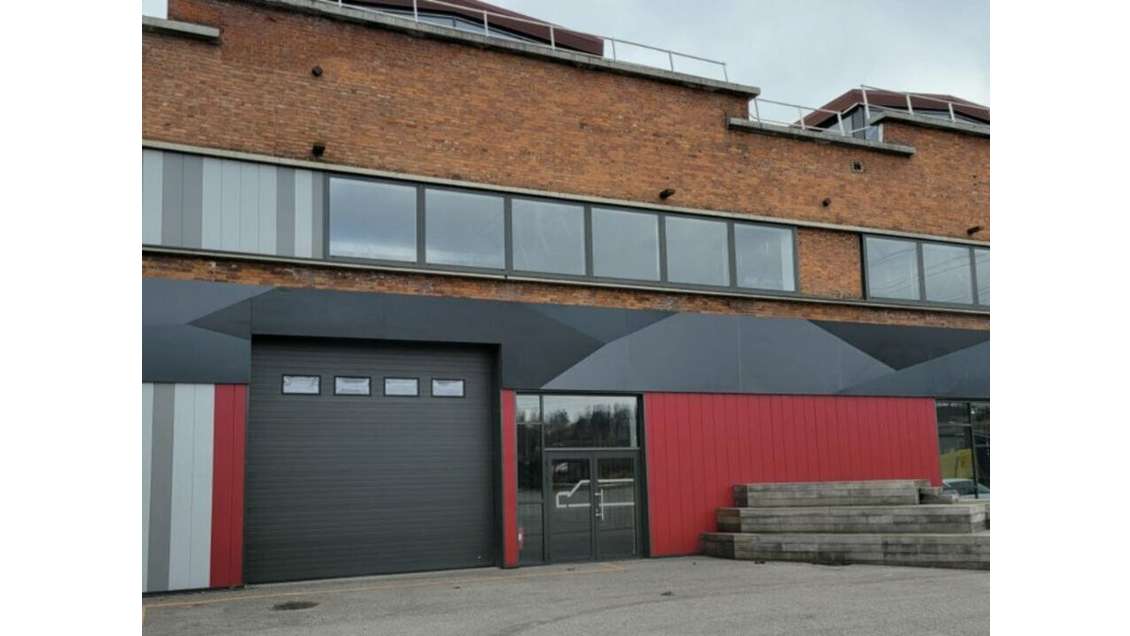 Bâtiment logistique 5000m² à louer à Sochaux (25)