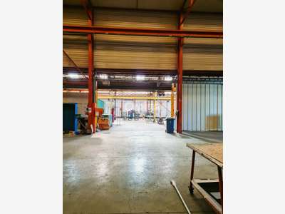 Entrepôt 460m² divisible à louer sur Soissons