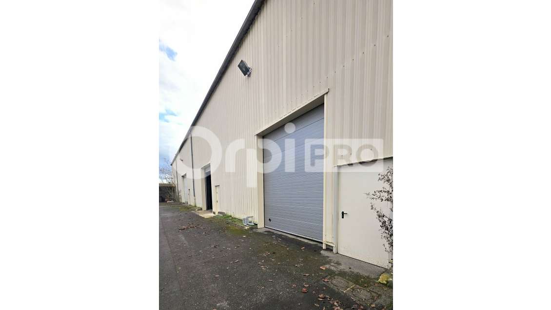 Entrepôt 460m² divisible à louer sur Soissons 