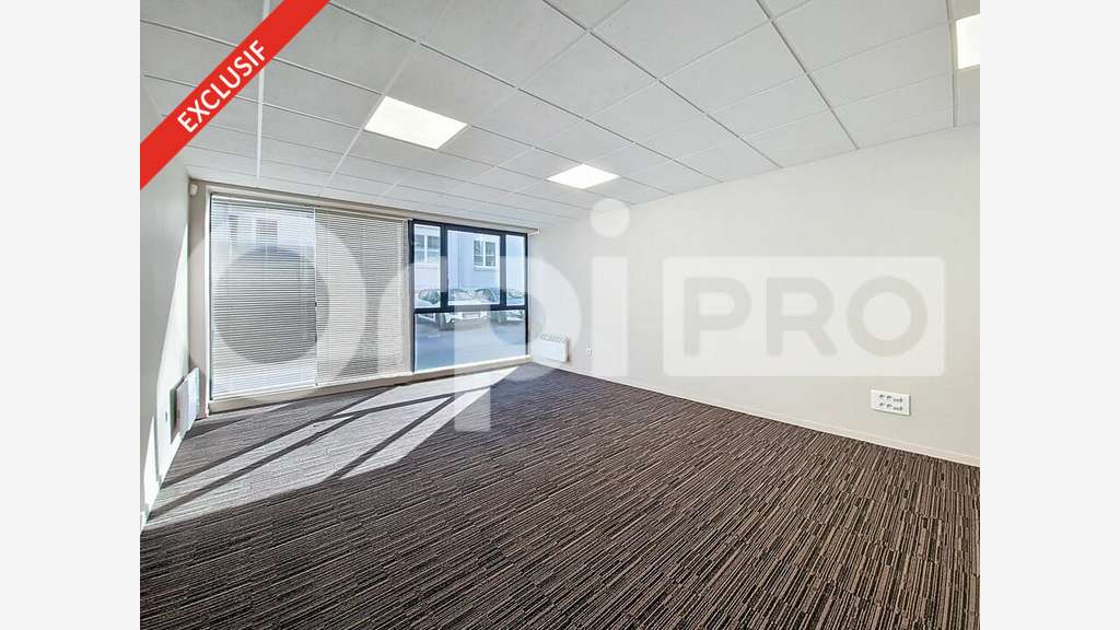 A louer local pro 150m² Soissons périphérie centre
