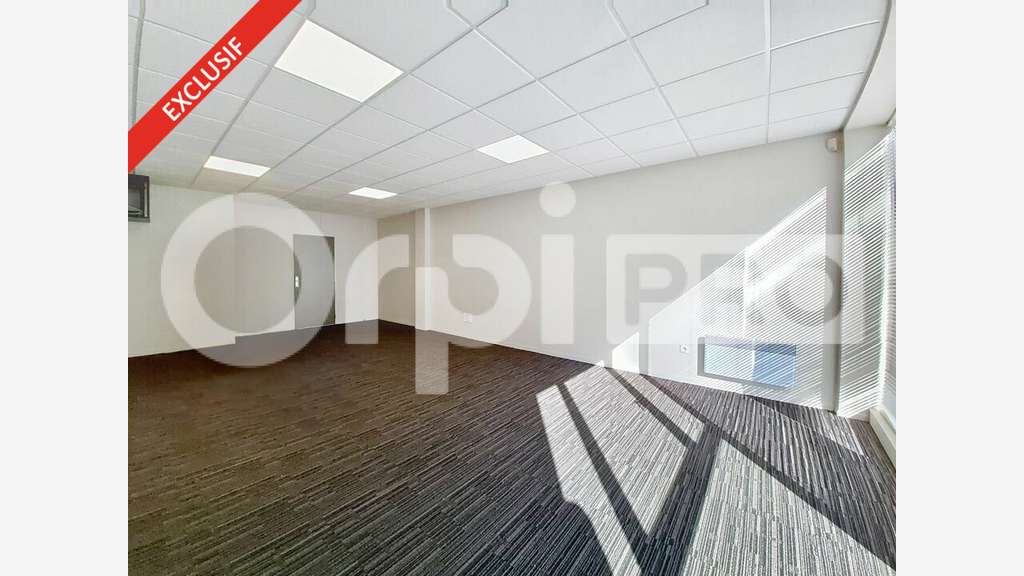 A louer local pro 150m² Soissons périphérie centre