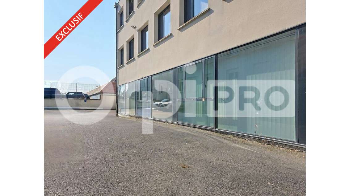 A louer local pro 150m² Soissons périphérie centre