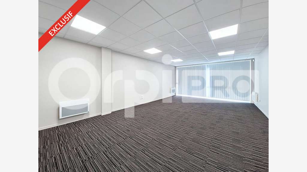 A louer local pro 150m² Soissons périphérie centre