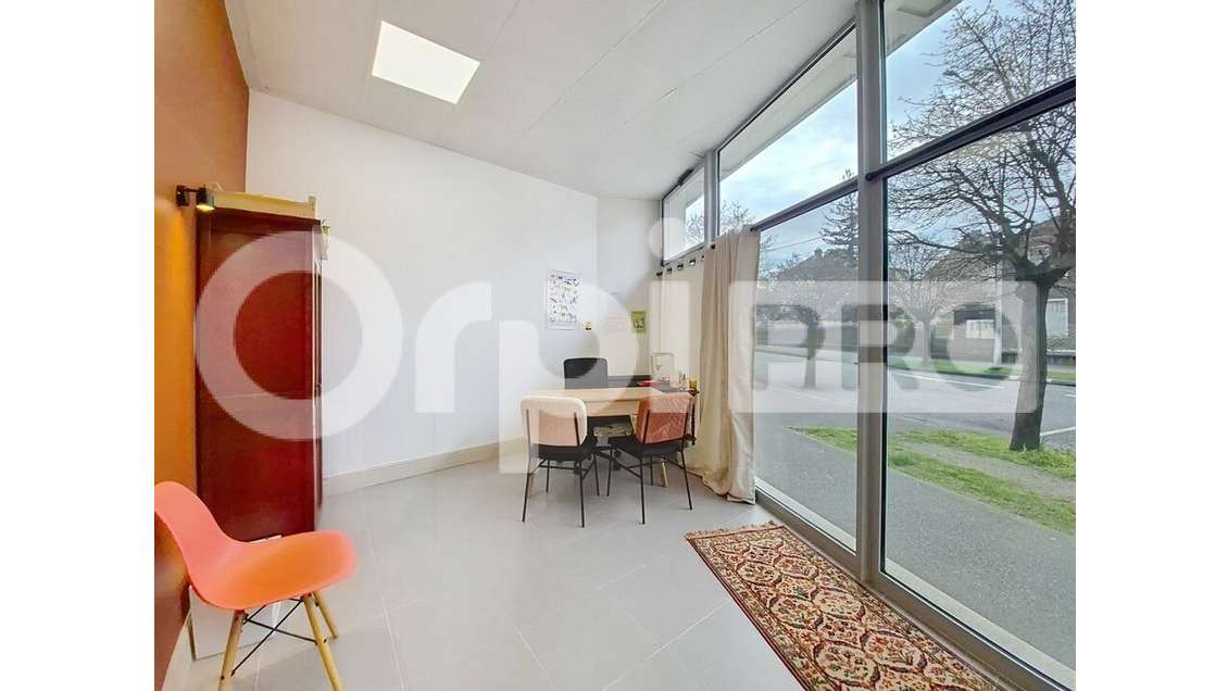 A louer bureau rénové de 40m² à Soissons