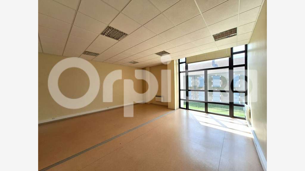Bureau de 36 à 102m² à louer dans le 02
