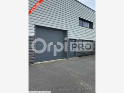 Loue local d'activité 125m² accès facile Soissons