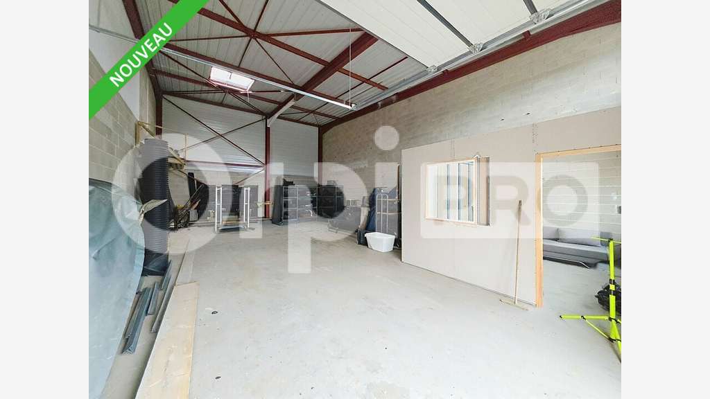Loue local d'activité 125m² accès facile Soissons