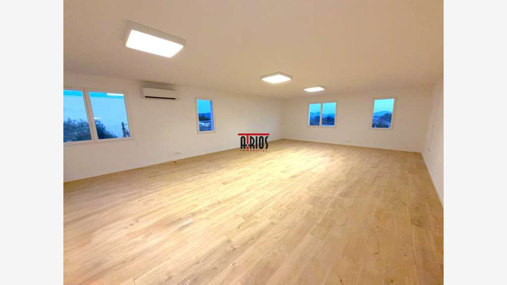 LOCAL D'ACTIVITÉ NEUF 178 M²