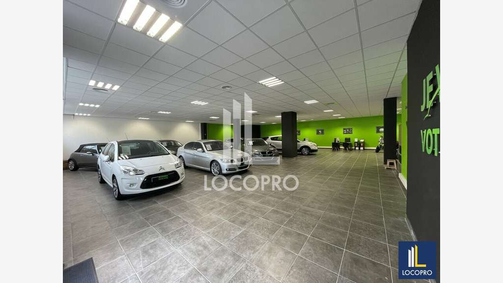 A louer local mixte de 318m² à Biot proche A8