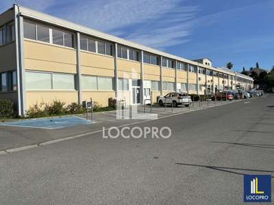 Location Locaux d'activités - Entrepôts à Valbonne