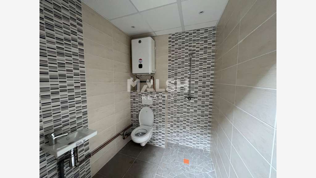 Locaux d'activité 204m² à louer à Sorbiers