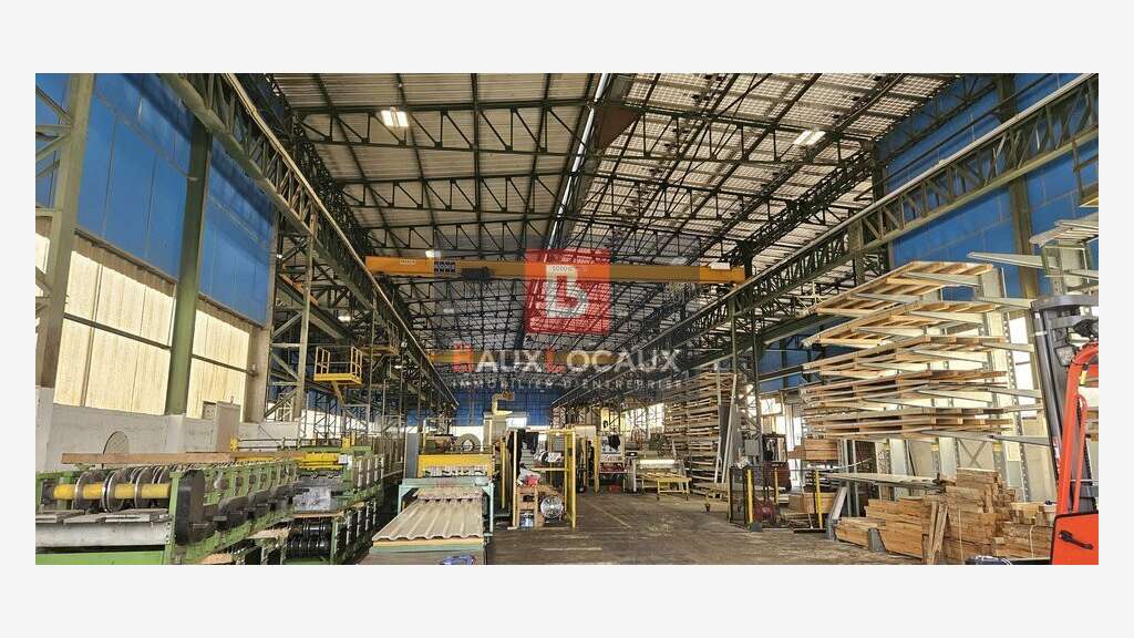 Local industriel 2500m² à louer à Sorgues