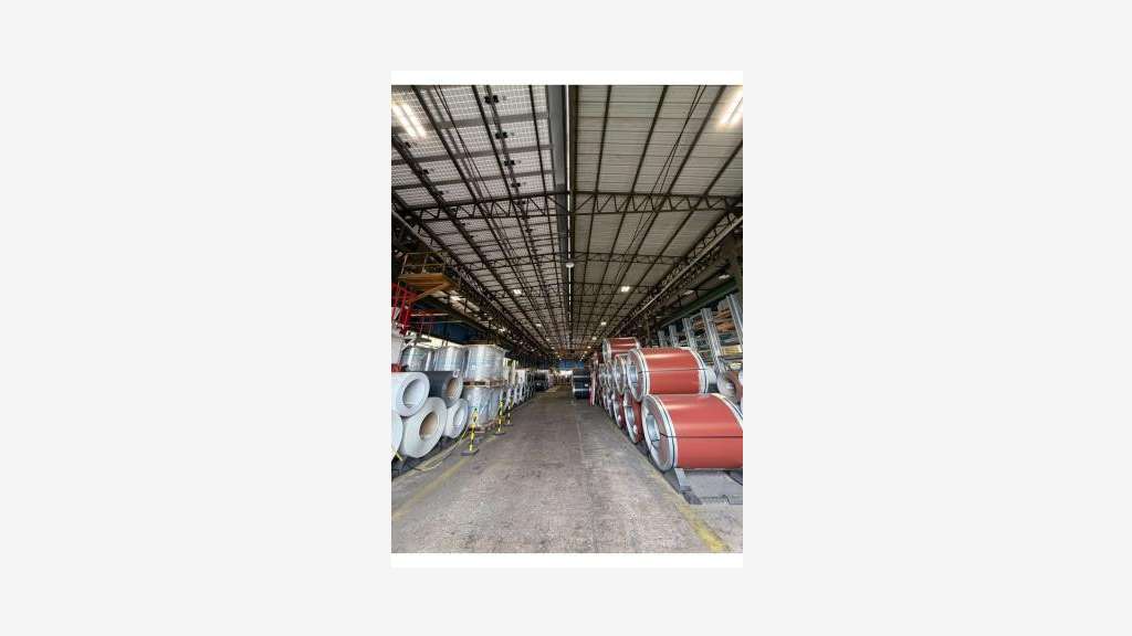 A louer entrepôt 2500m² sur 5571m² ZA  de Sorgues