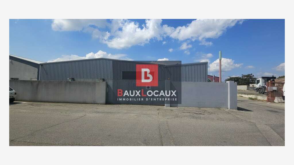 Local d'activité de 500m² à louer en ZA à Sorgues