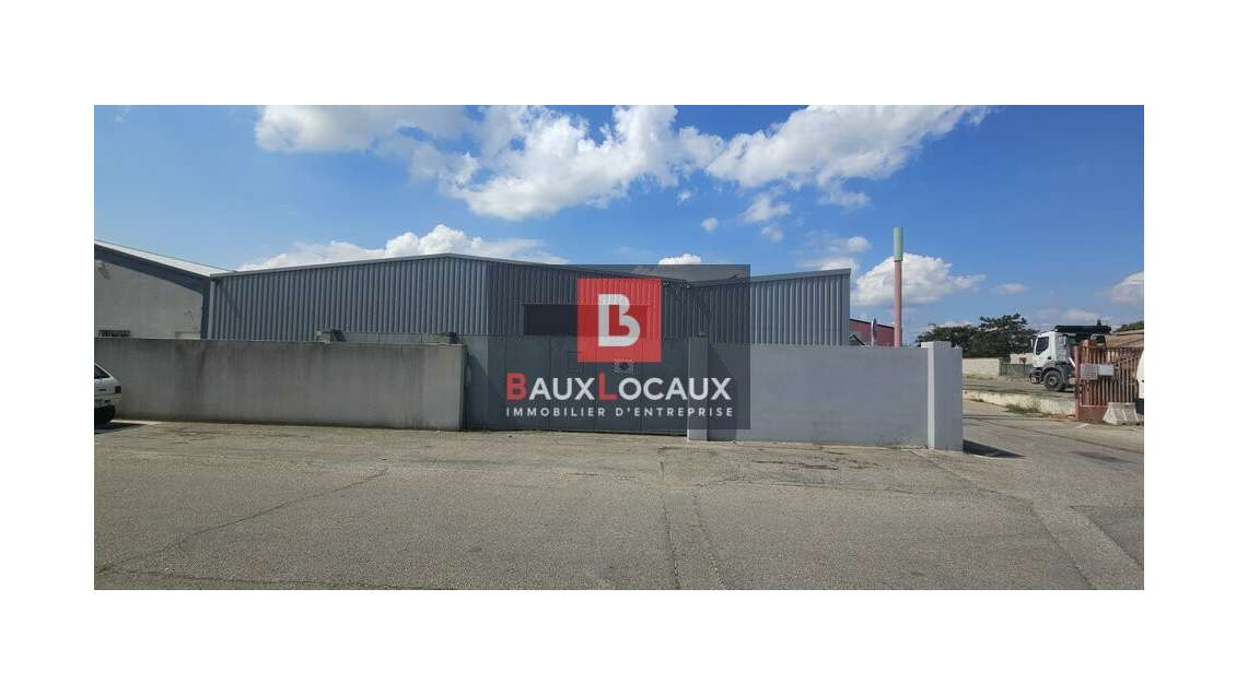 Local d'activité de 500m² à louer en ZA à Sorgues