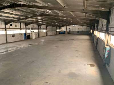 À louer – Entrepôt de 1 540 m² dans la zone d'ac