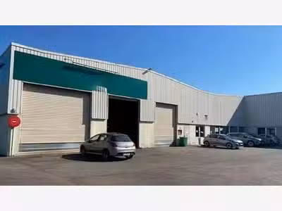 À louer – Entrepôt de 1 739 m² à Sotte