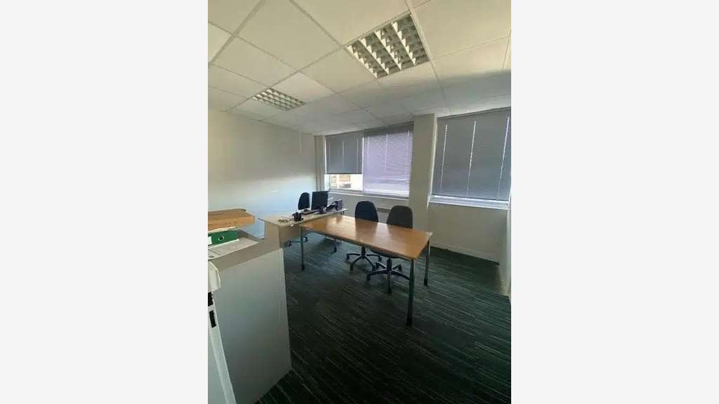 À louer – Entrepôt de 1 739 m² à Sotte