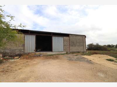 Hangar de 230m² à louer secteur Rochefort