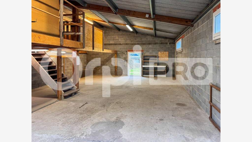Local d'activité 88m² avec terrain à Soustons
