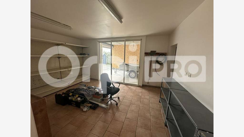 Loue local professionnel commercial 85m² Soustons