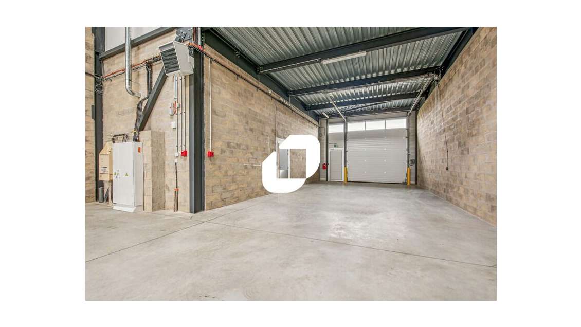 A louer Local d'activité 383m² Stains
