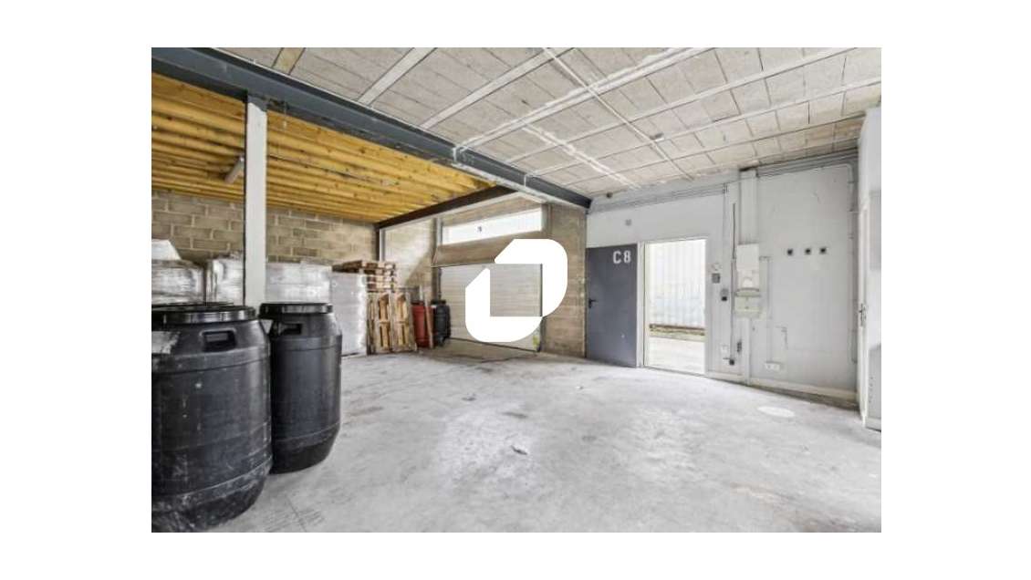 A louer Local d'activité 170m² Stains