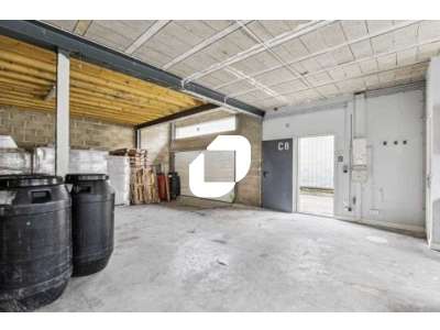 Location Locaux d'activités - Entrepôts à Stains