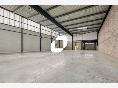 A louer Local d'activité 778m² Stains