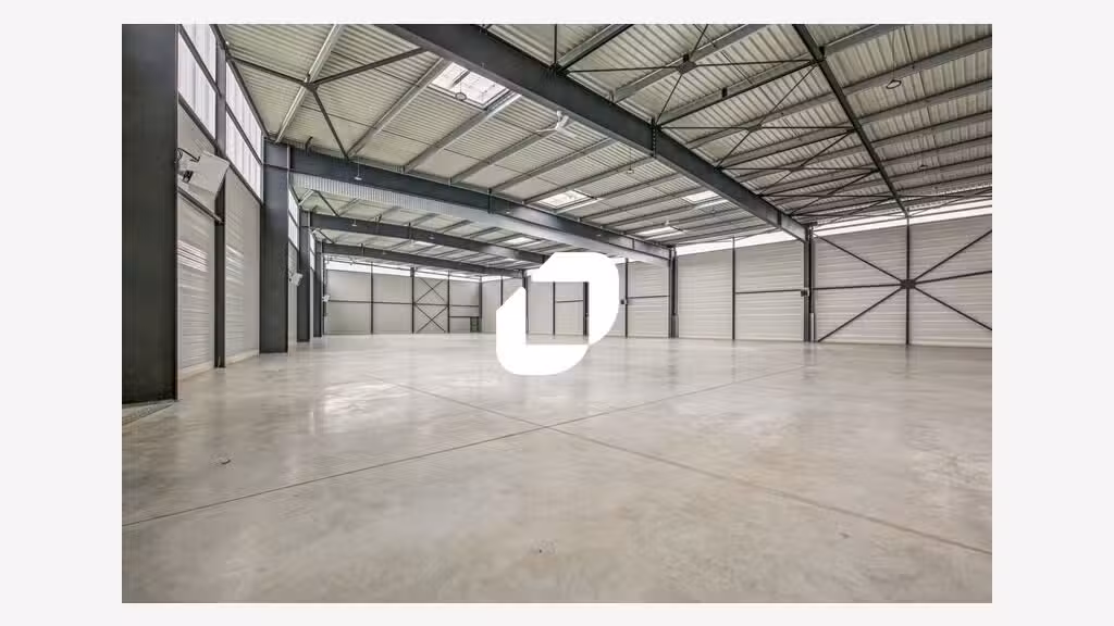 A louer Local d'activité 8554m² Stains