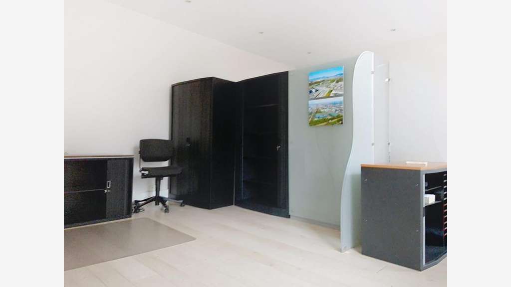 Beau local prof. 56m² Strasbourg quartier Tribunal